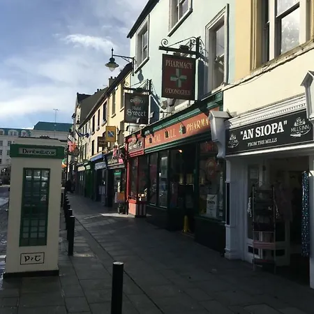 Tralia Self Catering