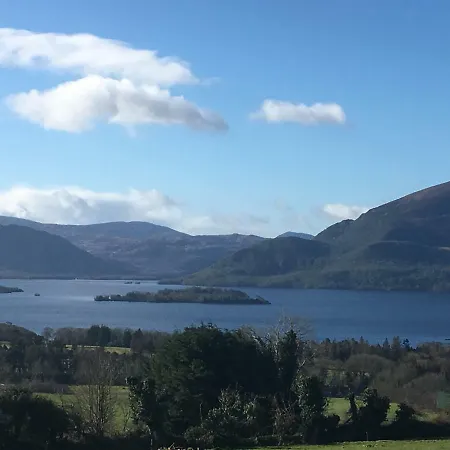 펜션 Tralia Self Catering